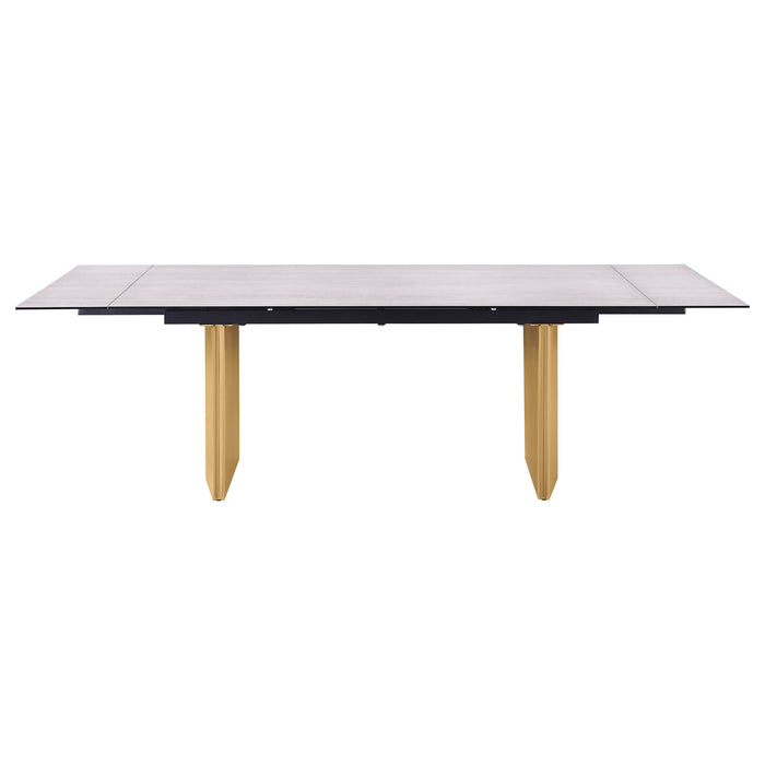 Vesa Dining Tables