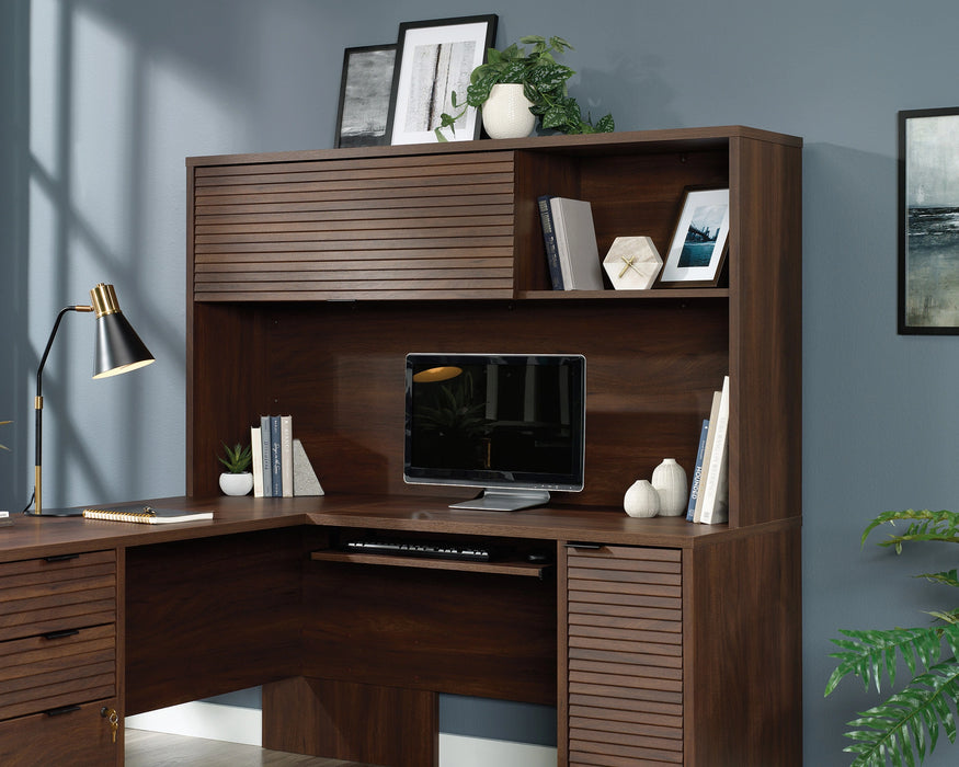Englewood Large Hutch Spm