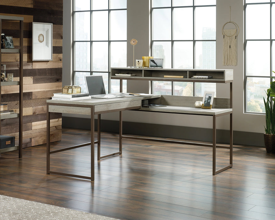 Manhattan Gate L-Shaped Desk Mo
