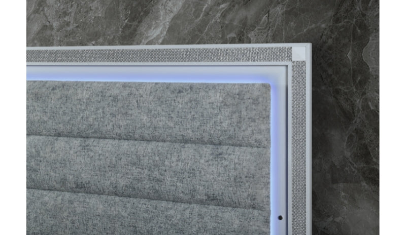 SOLEIL WHITE KING BED GROUP WITH COOLER AND SPEAKER